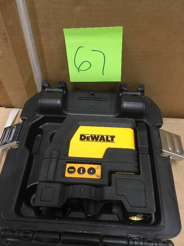 DeWalt DW0822 Cross Line  Plumb Spot Combination Laser not used