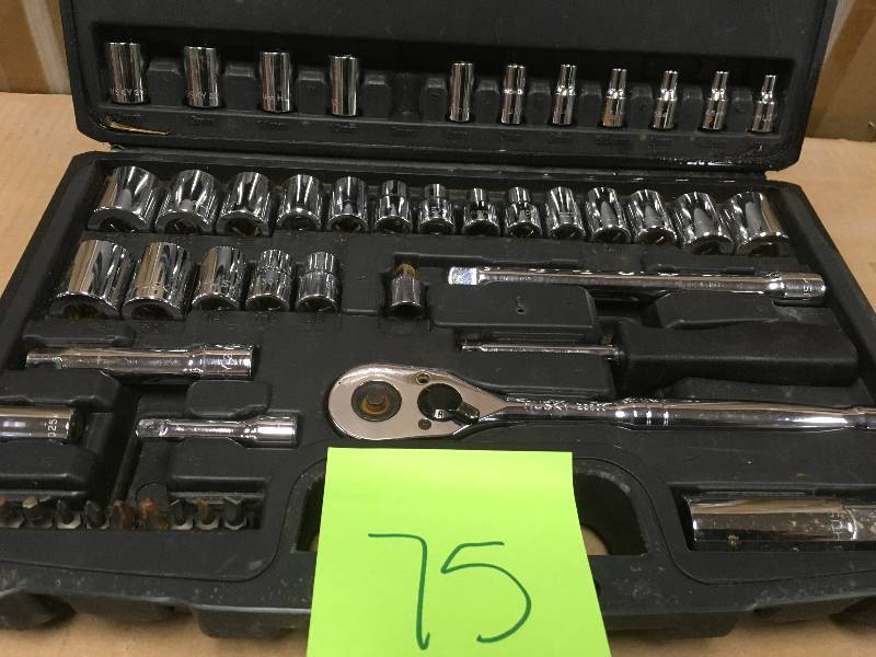 Husky 38 Drive Socket Set not used