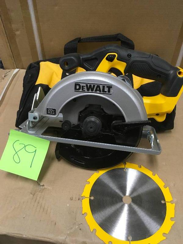 DeWalt 20Volt Max 6-12 in. Cordless Circular Saw with Brake. Tool Only