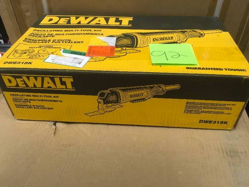 DeWalt 3 Amp Oscillating Multi-Tool Kit not used
