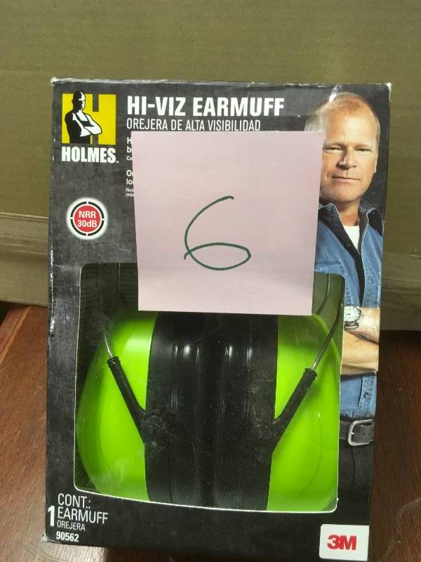 lot 6 image: Holmes Green High Viz Green Professional Work Wear Earmuffs not used