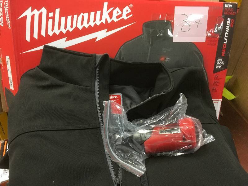 lot 37 image: Milwaukee M12 Heated Jacket- Large not used battery inluded charger not included