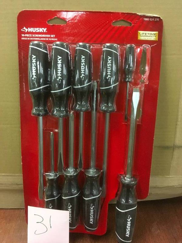 lot 31 image: Husky Screwdriver Set (10- Piece)