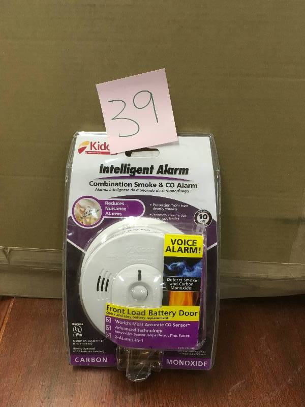 lot 39 image: Kidde Nighthawk Intelligent Combo Smoke ,Fire, and Co Alarm not used