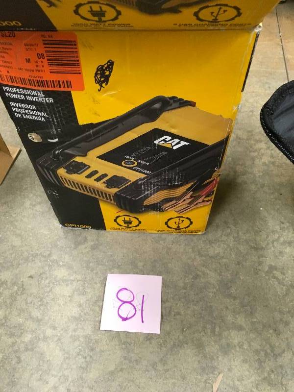 lot 81 image: Cat 1000 Watt Power Inverter in like new conditiion
