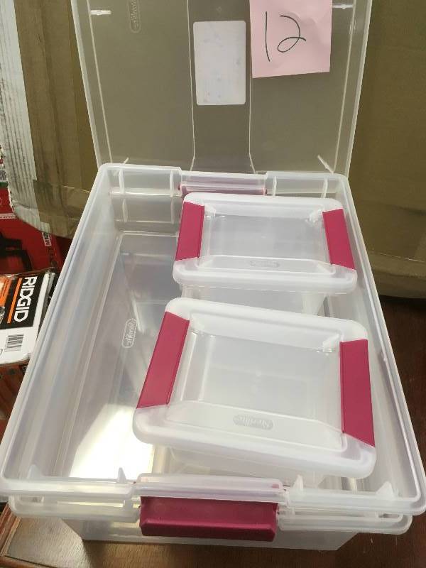 lot 12 image: Sterlite 0.8 Qt., 5.5 Qt., 11.5 Qt., and 2 Gal. Clip Box ( 5 Piece ) Set not used