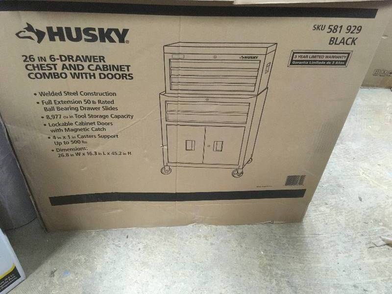 lot 58 image: Husky 26 in. 6 Drawer Chest and Cabinet Combo with Doors - Black not used