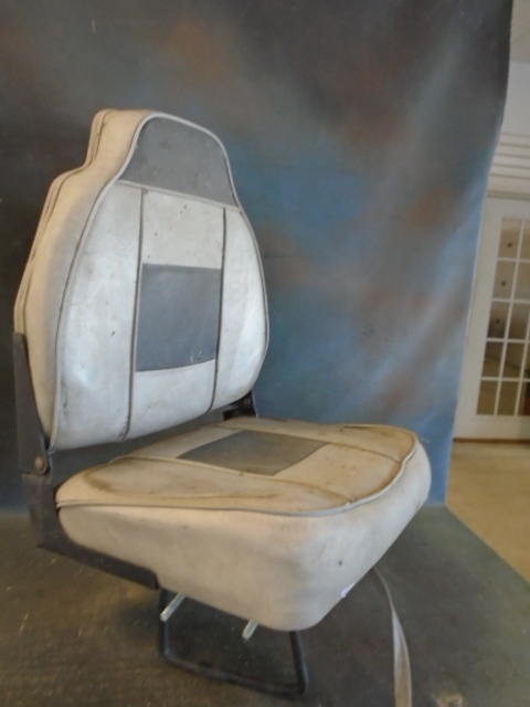 Boat seat