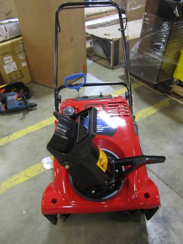 lot 17 image: Toro Power Clear 721 E 21 in. Single-Stage Gas Snow Blower