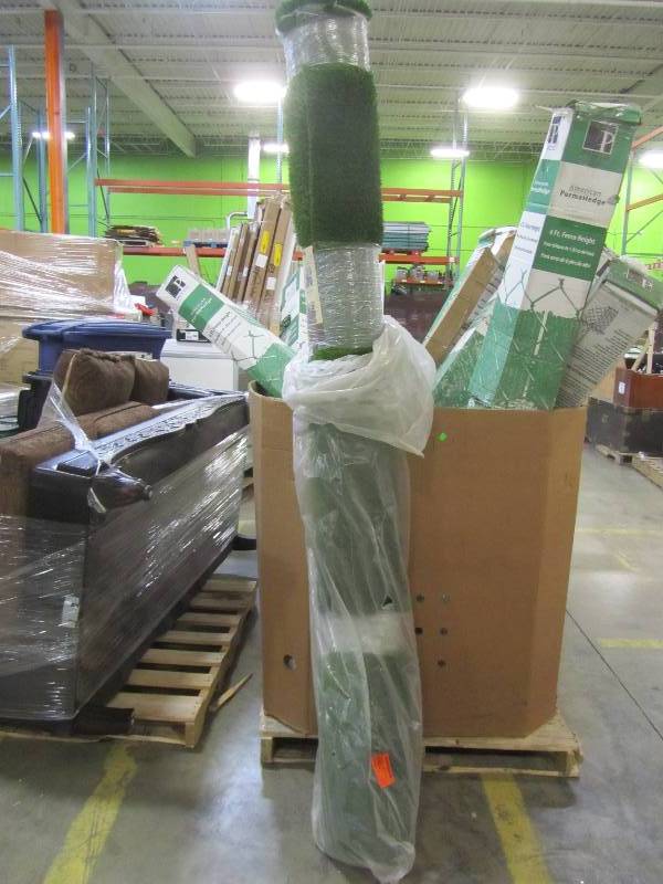 lot 37 image: natco tundra 7ft 6in x 12ft turf
