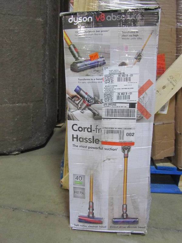 lot 44 image: Dyson  V8 Absolute Cordless Stick Vacuum Cleaner
