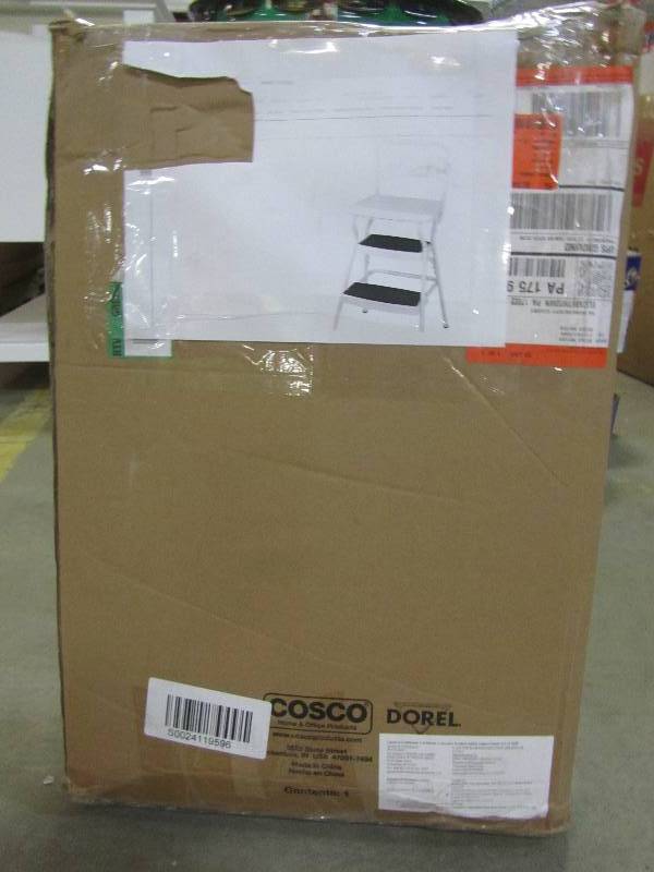lot 100 image: Cosco 225 lb. White Not Rated ChairStep Stool
