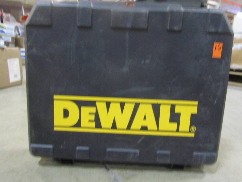 lot 107 image: DEWALT 10 Amp 12 in. Variable Speed Reversing Pistol-Grip Hammer Drill Kit