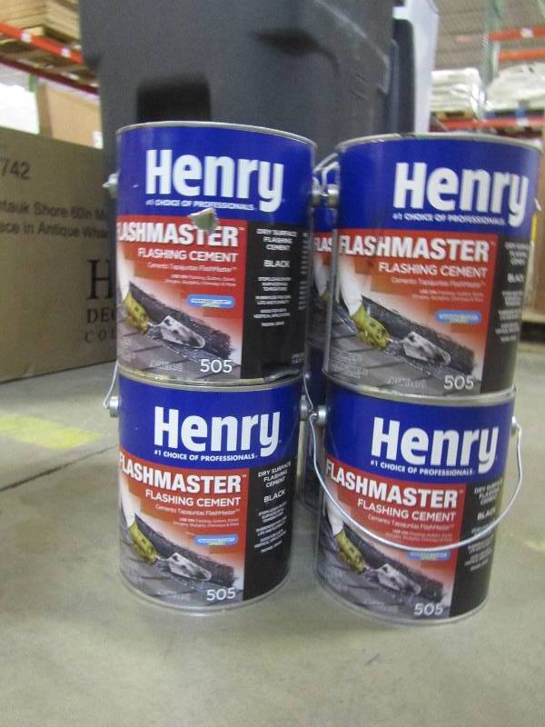 lot 170 image: Henry 0.90 Gal. 505 Flashmaster(x8)