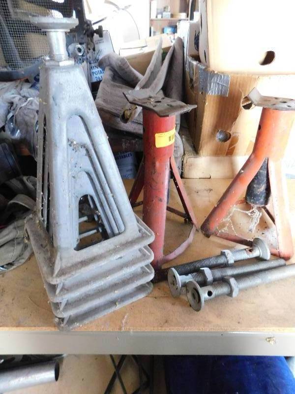 lot 55 image: JACK STANDS