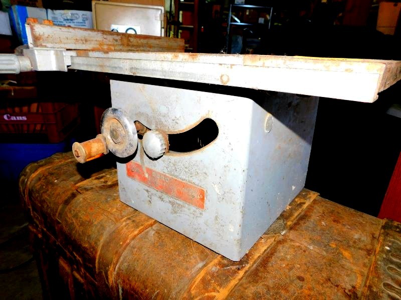 lot 83 image: PORTABLE TABLE SAW