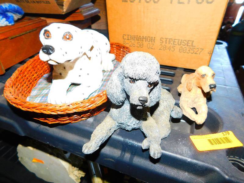 lot 179 image: DOG FIGURINES