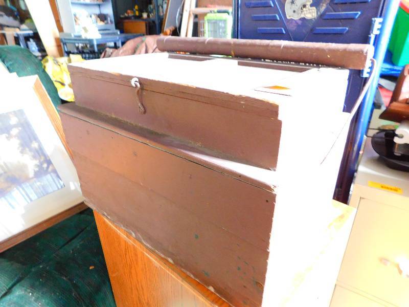 lot 124 image: WOODEN FISHING SUPPLY BOX WITH CONTENTS