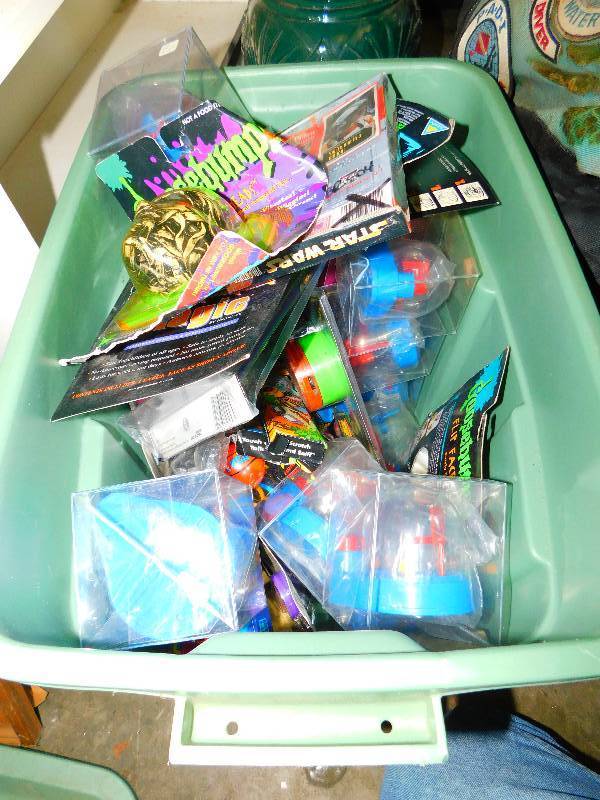 lot 157 image: TOTE OF MISC SMALL TOYS