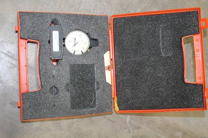 lot 30 image: Tetko Mat 7-50 Gauge w Case