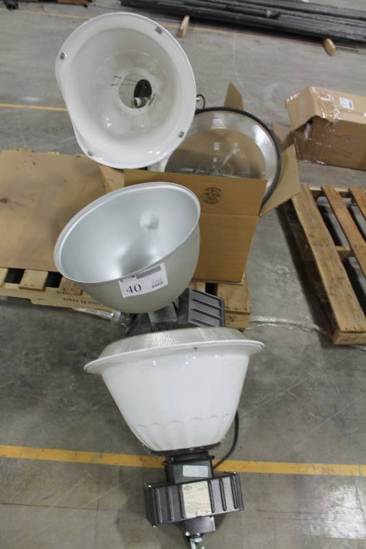 lot 40 image: Cooper Lighting Shop Lights