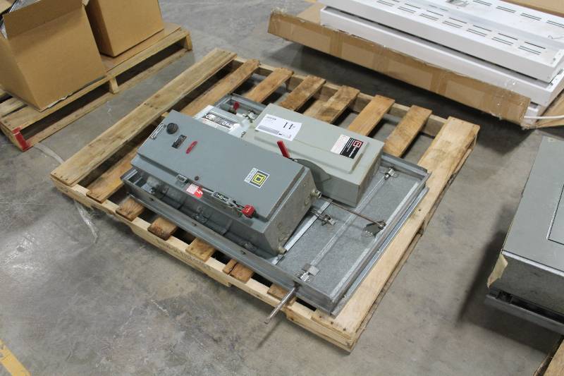 lot 41 image: Electrical Panels