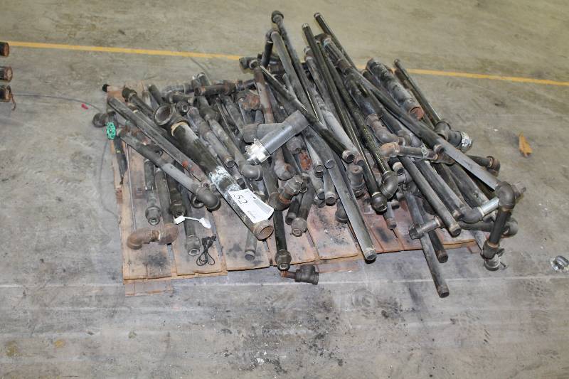 lot 52 image: Pipe
