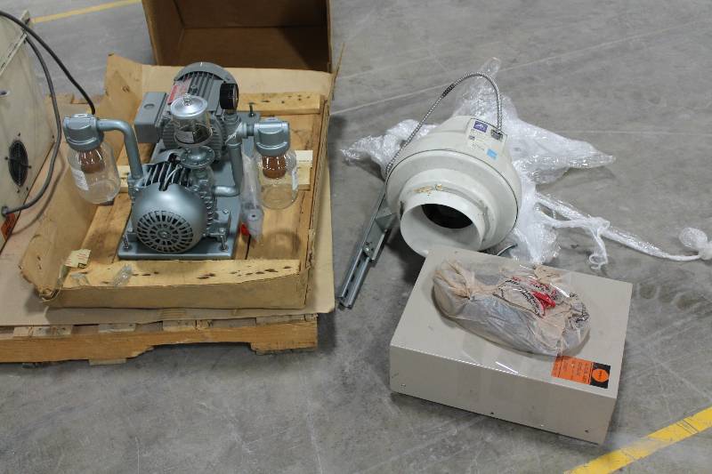 lot 54 image: Fantech FR225 Vacuum Pump, Misc Hardware