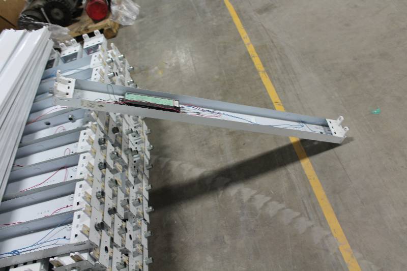 lot 66 image: Lot of (10) Magnetek Triad 4ft. Shop Light Electronic Ballasts
