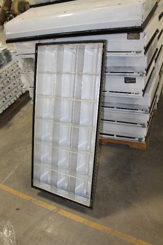lot 70 image: Lot of (4) 48x24in. Shop Lights