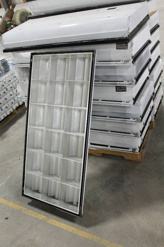 lot 72 image: Lot of (4) 48x24in. Shop Lights