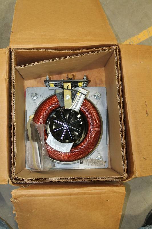 lot 27 image: Staco 5000 Series Variable Transformer