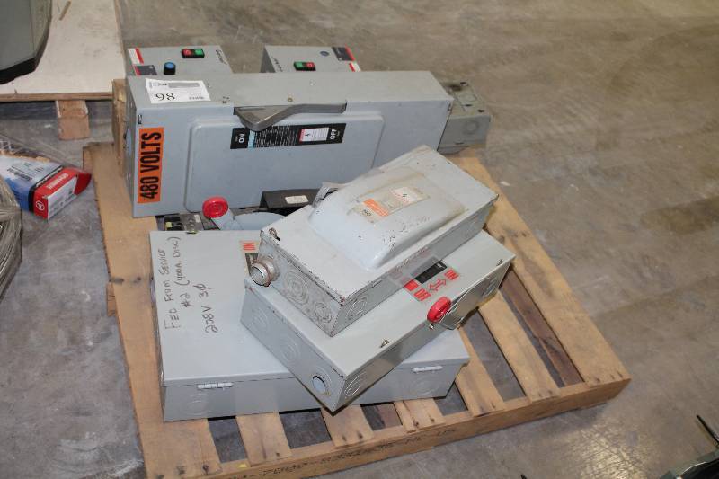 lot 98 image: Electrical Panels