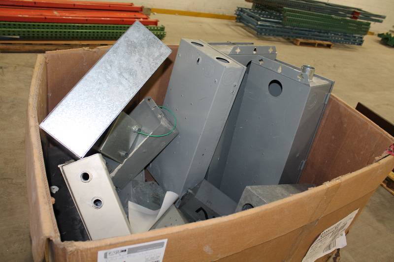 lot 81 image: Electrical Panels