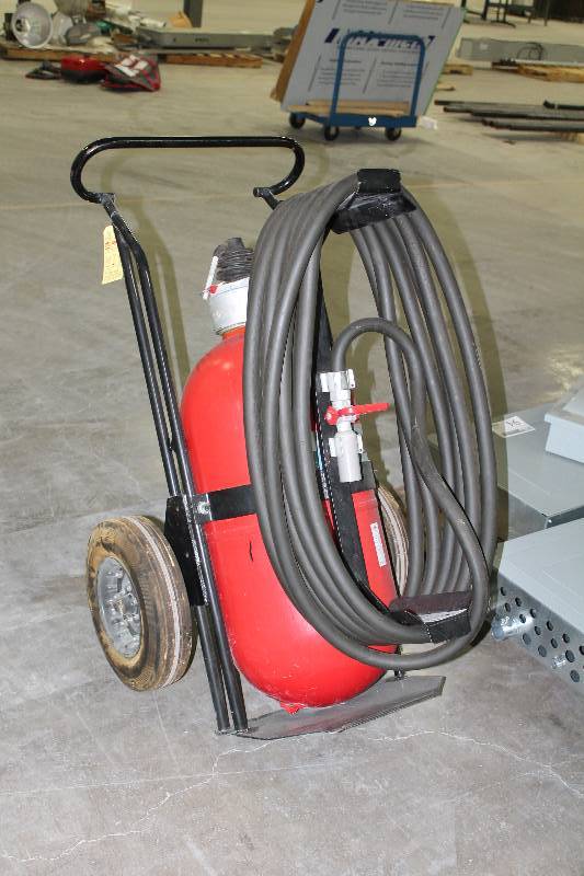 lot 8 image: Kidde Rolling Chemical Fire Extinguisher