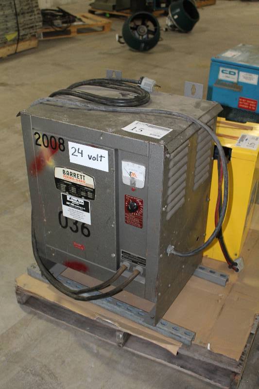 lot 15 image: Barrett Perma-gard Industrial 24V Battery Charger