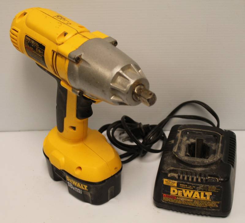 lot 16 image: DeWalt Hi Torque Cordless Impact Wrench
