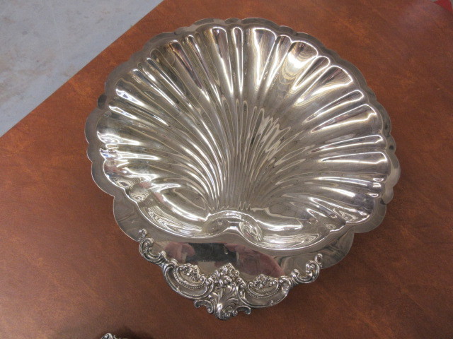 WALLACE SILVER BAROQUE PATTERN