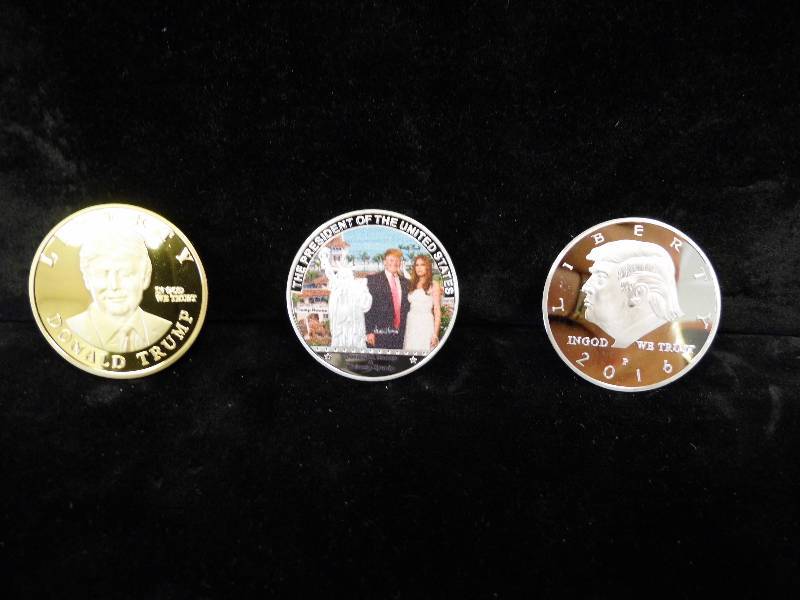 3 Piece Trump Coin Set