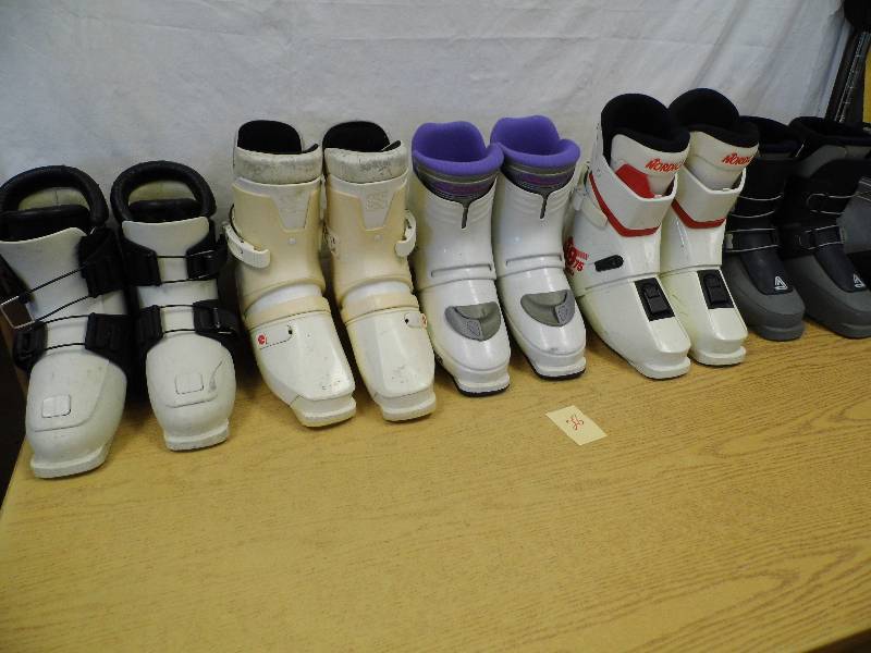 Ski Boots - Poles - Skis