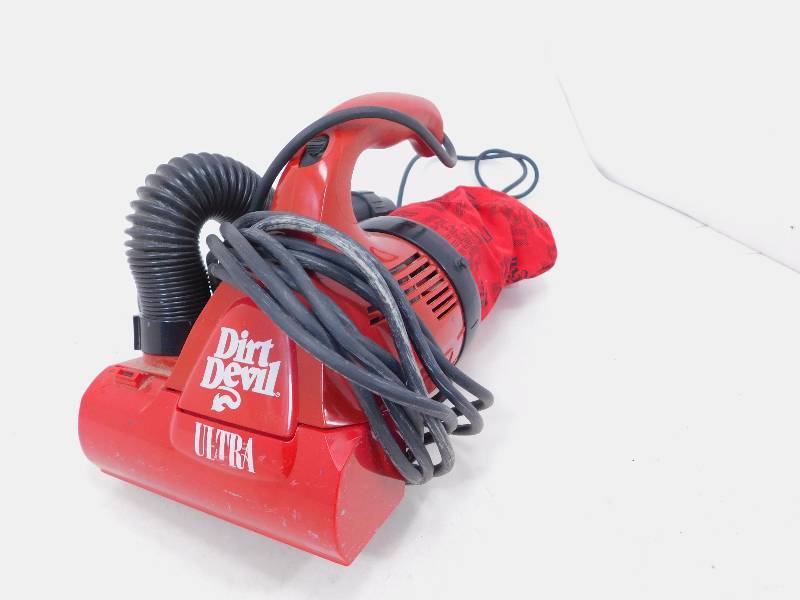 Ultra Dirt Devil Corded Bagged Hand Vacuum