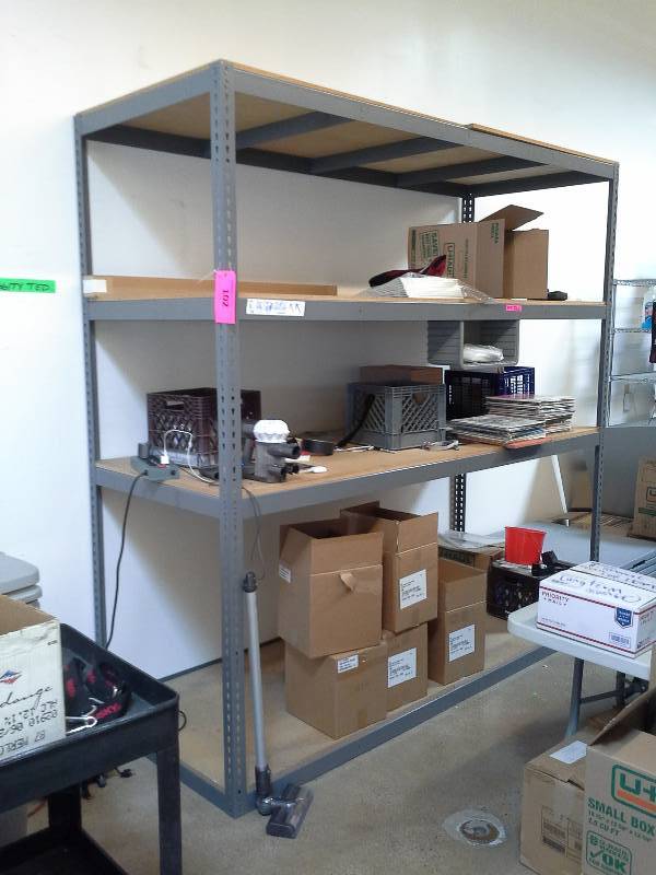 Free-Standing Commercial Shelving