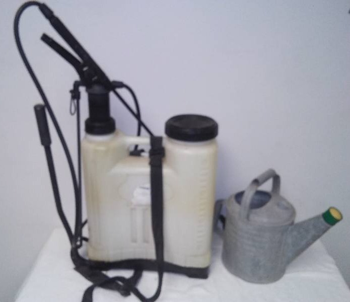 lot 16 image: Backpack sprayer