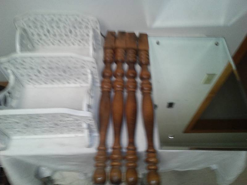 lot 90 image: Mirror,Shelf, Legs (4) 28 in.,