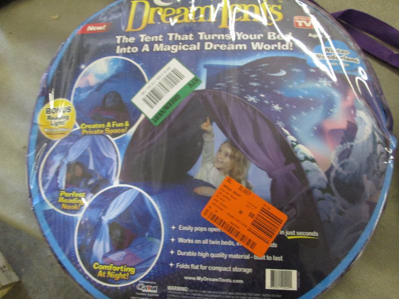 lot 57 image: Dream Tents Winter Wonderland Twin ...