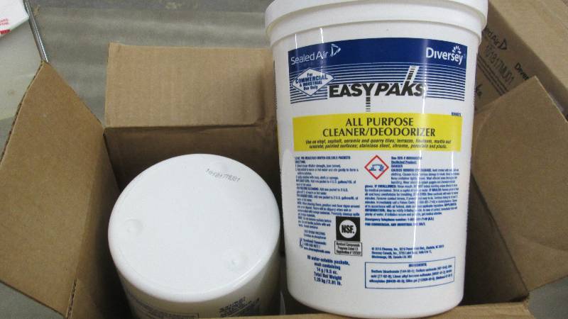 lot 253 image: Easy Paks Diversey General Purpose ...