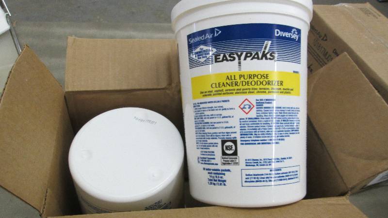 lot 254 image: Easy Paks Diversey General Purpose ...