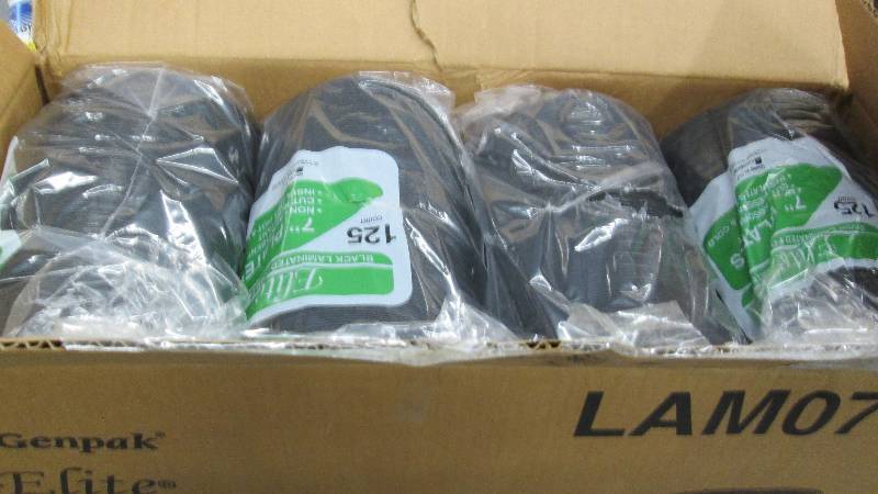 lot 257 image: Genpak - LAM07-3L - Foam Plate, Bla...