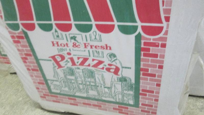 lot 267 image: 3 Pkg of 50 - 18 inch Pizza Boxes...