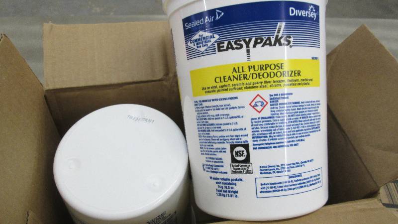 lot 276 image: Easy Paks Diversey General Purpose ...